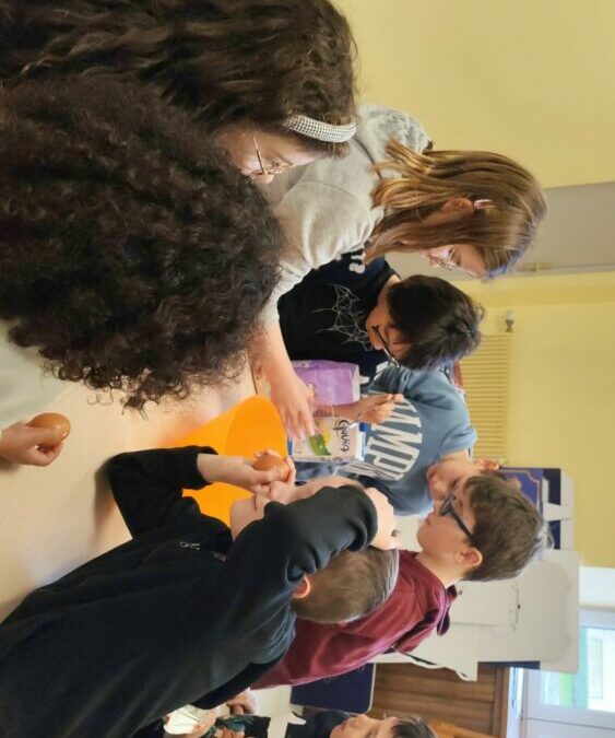 La Chandeleur en CE-CM : un moment gourmand et convivial