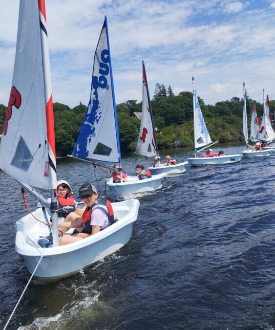 Deux jours de voile à Guerlédan : une belle aventure sur le lac !